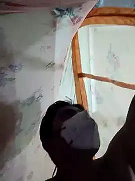 Snapshot of Whitehouse01 chatting on March 17, 5:27 pm Whitehouse01 online show from March 17, 5:27 pm