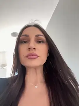 Snapshot of claraxjoyy chatting on January 2, 10:37 am claraxjoyy online show from January 2, 10:37 am