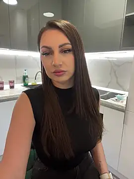 Snapshot of claraxjoyy chatting on March 3, 4:47 am claraxjoyy online show from March 3, 4:47 am