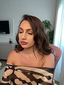Snapshot of claraxjoyy chatting on June 17, 4:30 pm claraxjoyy online show from June 17, 4:30 pm