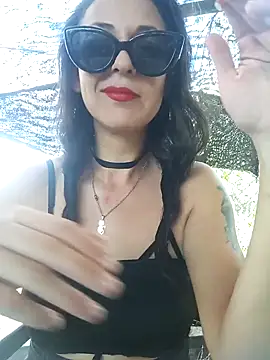 Snapshot of alice_angelfetish chatting on November 15, 5:20 pm alice angelfetish online show from November 15, 5:20 pm