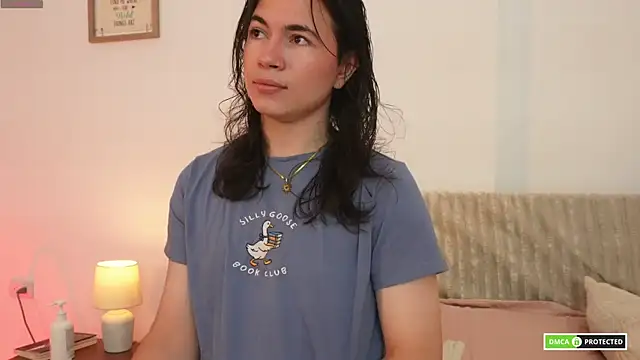 Snapshot of cute_erelis_ chatting on June 20, 11:29 pm cute erelis online show from June 20, 11:29 pm