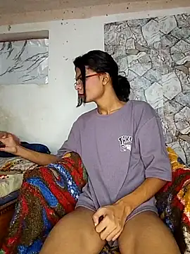 Snapshot of Enna_Zarza_ chatting on September 15, 6:02 am Enna Zarza online show from September 15, 6:02 am