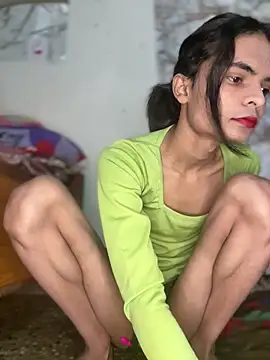 Snapshot of Enna_Zarza_ chatting on December 17, 6:19 am Enna Zarza online show from December 17, 6:19 am