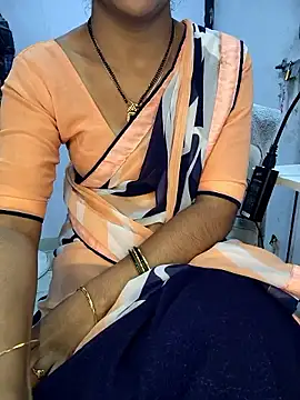 lovelygirl4567 online show from January 6, 5:49 pm