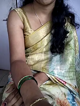 lovelygirl4567 online show from February 3, 5:49 am