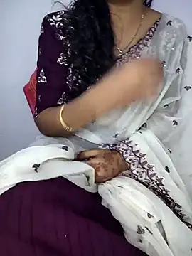 lovelygirl4567 online show from May 30, 3:20 pm