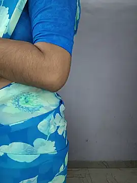 lovelygirl4567 online show from July 6, 3:36 am