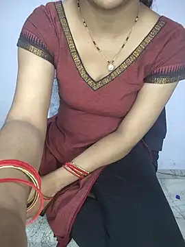 lovelygirl4567 online show from July 6, 3:03 pm