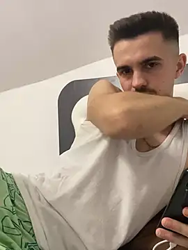 Snapshot of Demonpull69 chatting on March 20, 12:30 am Demonpull69 online show from March 20, 12:30 am