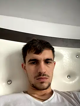 Snapshot of Demonpull69 chatting on November 20, 9:09 am Demonpull69 online show from November 20, 9:09 am