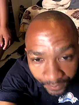 Snapshot of MKbesxxx chatting on December 4, 5:17 am MKbesxxx online show from December 4, 5:17 am