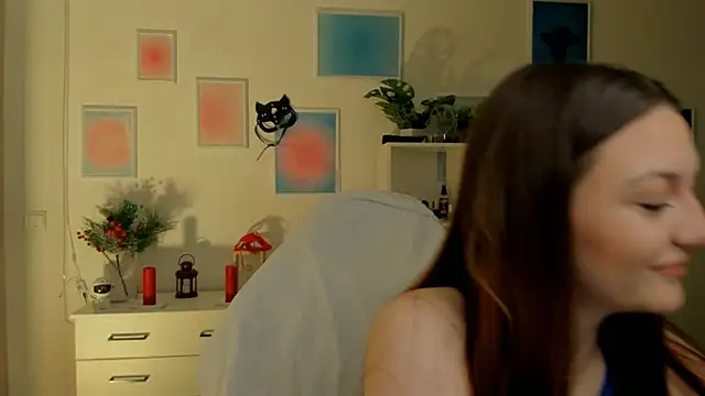 MiaVixxen online show from November 10, 4:44 am