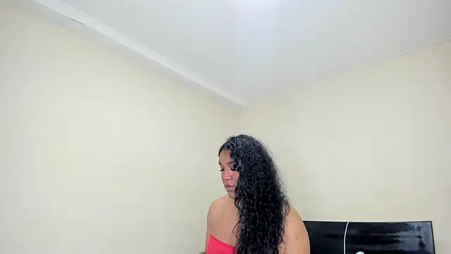 Snapshot of madisonbrunette chatting on March 19, 6:35 am madisonbrunette online show from March 19, 6:35 am