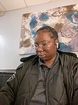 Snapshot of DamnBubbles chatting on March 23, 12:47 am DamnBubbles online show from March 23, 12:47 am