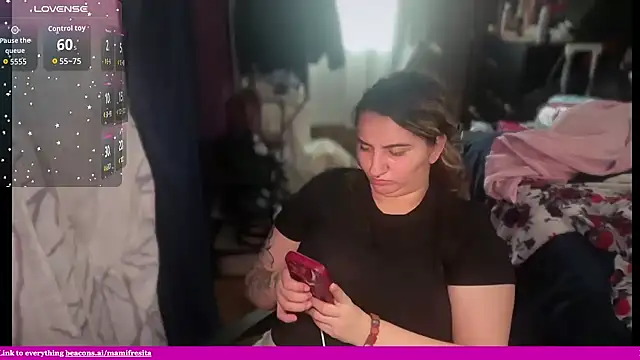 Snapshot of mamifresita chatting on June 17, 7:26 pm mamifresita online show from June 17, 7:26 pm