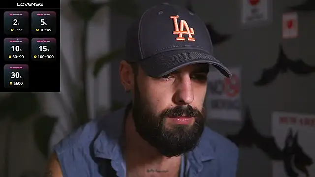 Snapshot of HairyRobxxx chatting on November 12, 4:29 pm HairyRobxxx online show from November 12, 4:29 pm