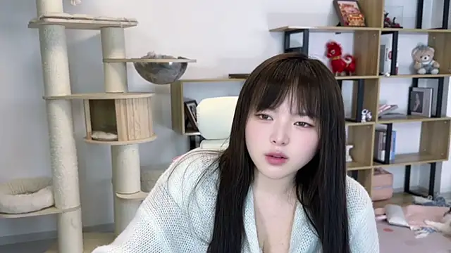 Chenjing0 online show from April 29, 1:15 pm