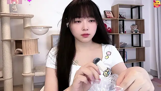 Snapshot of Chenjing0 chatting on July 5, 12:34 pm Chenjing0 online show from July 5, 12:34 pm