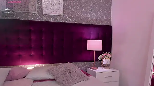 LiaCathaleya online show from July 28, 8:23 pm