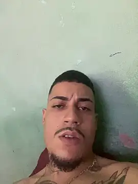 TiagopirocudoMG online show from February 26, 2:36 pm