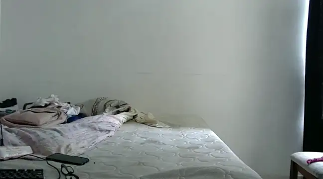 Snapshot of kathypiercee chatting on January 30, 6:43 pm kathypiercee online show from January 30, 6:43 pm