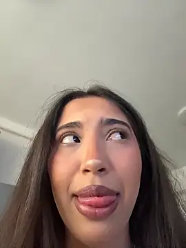 miaceleste online show from March 31, 8:48 am