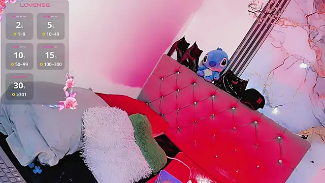 Snapshot of Gisele_fox chatting on May 16, 8:07 pm Gisele fox online show from May 16, 8:07 pm