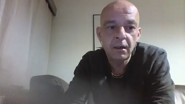 horndude187187 online show from January 5, 12:20 am