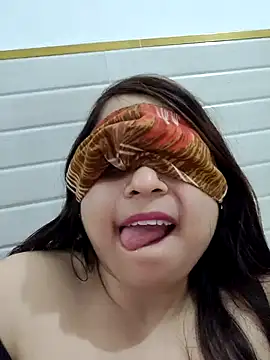 shreya1765 online show from January 31, 2:17 pm