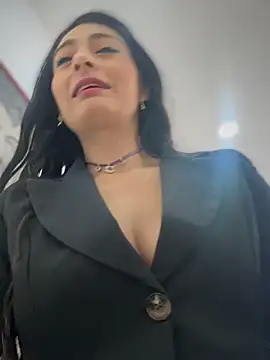 BELLA--26 online show from October 30, 1:45 pm