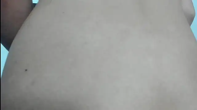 Snapshot of violetadumsper chatting on February 12, 5:47 am violetadumsper online show from February 12, 5:47 am