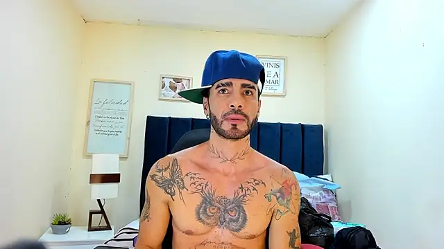 Lancelot Benwick online show from September 14, 9:03 pm