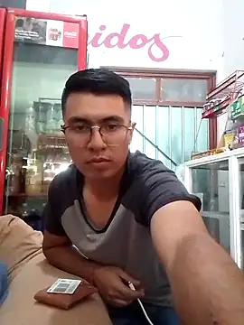 Snapshot of RODRI_POLLADURA chatting on February 15, 10:52 pm RODRI POLLADURA online show from February 15, 10:52 pm