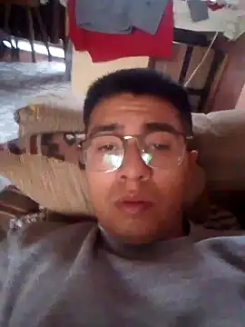 Snapshot of RODRI_POLLADURA chatting on March 20, 3:14 pm RODRI POLLADURA online show from March 20, 3:14 pm