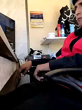 Snapshot of securityhot chatting on January 11, 4:57 pm securityhot online show from January 11, 4:57 pm