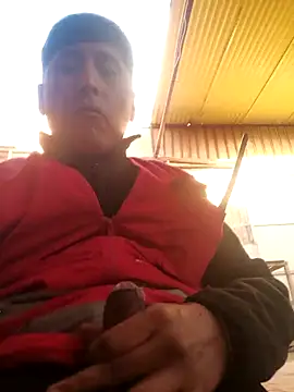 Snapshot of securityhot chatting on December 16, 10:48 pm securityhot online show from December 16, 10:48 pm