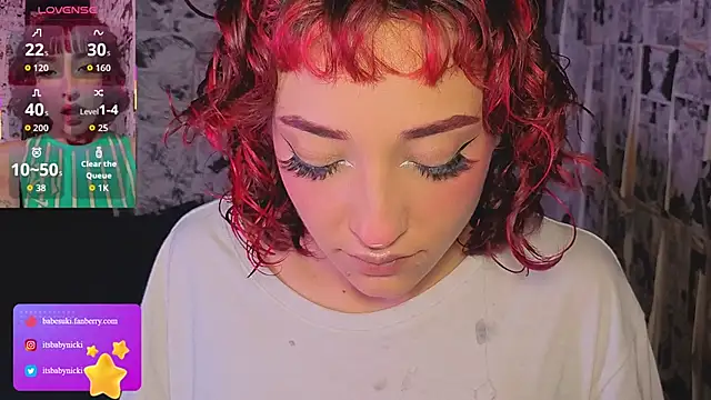 Snapshot of NickiYoung chatting on May 27, 2:03 pm NickiYoung online show from May 27, 2:03 pm