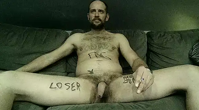 Snapshot of torontofag2use chatting on January 12, 10:22 pm torontofag2use online show from January 12, 10:22 pm