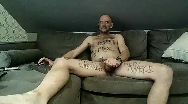 Snapshot of torontofag2use chatting on January 25, 3:09 pm torontofag2use online show from January 25, 3:09 pm