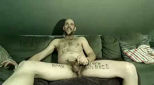 Snapshot of torontofag2use chatting on February 1, 5:28 am torontofag2use online show from February 1, 5:28 am