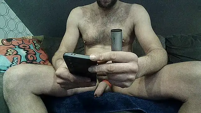 Snapshot of torontofag2use chatting on January 7, 2:58 am torontofag2use online show from January 7, 2:58 am