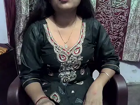 SIYA MAVI online show from April 25, 2:14 am