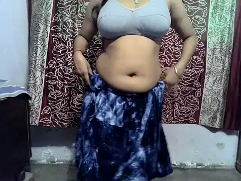 SIYA MAVI online show from April 28, 2:27 am