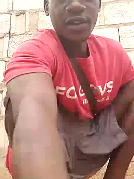 Snapshot of Kaizer1 chatting on May 7, 5:02 am Kaizer1 online show from May 7, 5:02 am