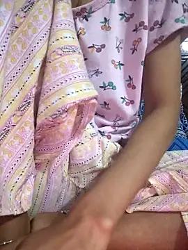 Snapshot of 124pakhi chatting on May 14, 11:50 am 124pakhi online show from May 14, 11:50 am