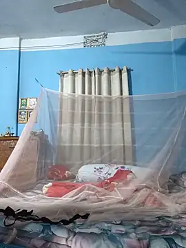 Snapshot of 124pakhi chatting on May 19, 3:35 am 124pakhi online show from May 19, 3:35 am