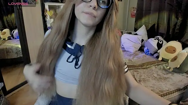 alexiamaleax online show from March 13, 1:12 am