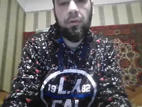 Snapshot of AlferezzSolvajo chatting on February 14, 12:03 pm AlferezzSolvajo online show from February 14, 12:03 pm