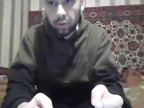 Snapshot of AlferezzSolvajo chatting on October 21, 3:29 am AlferezzSolvajo online show from October 21, 3:29 am